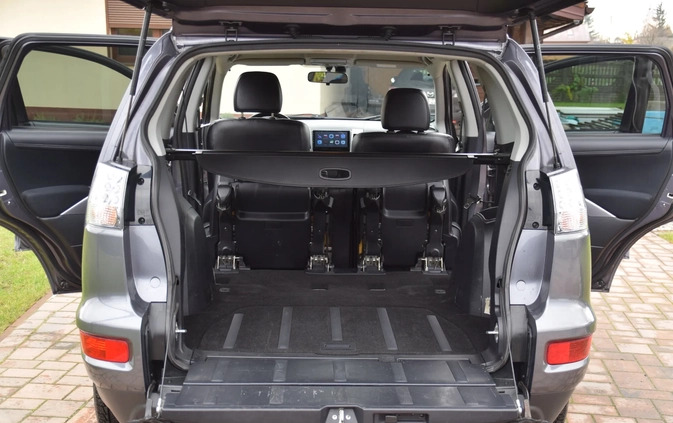 Mitsubishi Outlander cena 37500 przebieg: 280000, rok produkcji 2012 z Uniejów małe 154